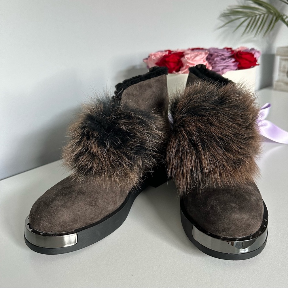 Fall/ winter boots Size 36 or 6 US